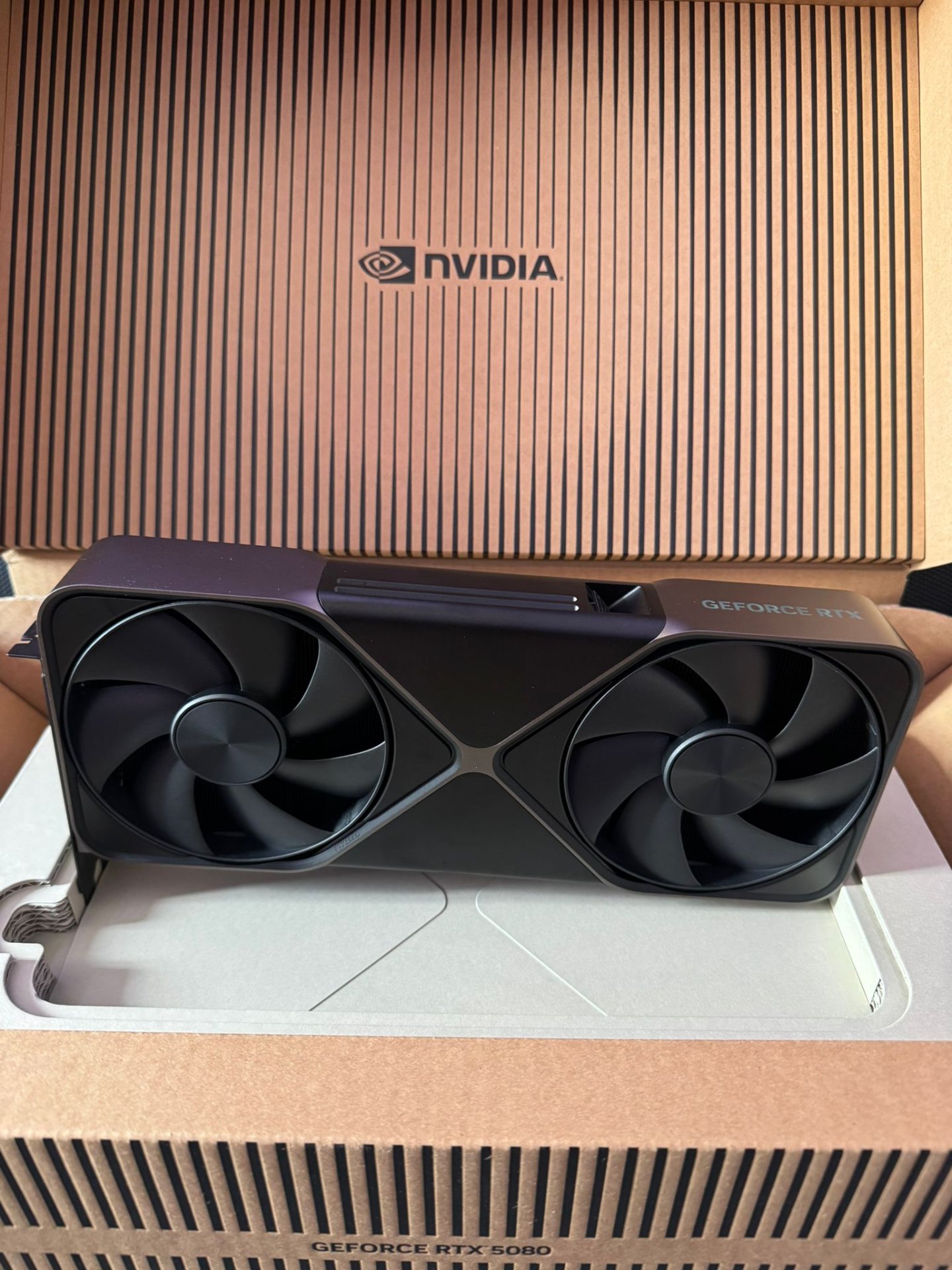 FS - RTX 5080 Founders / 9800x3d Kit w/ B850 Tomahawk MAX + 32gb