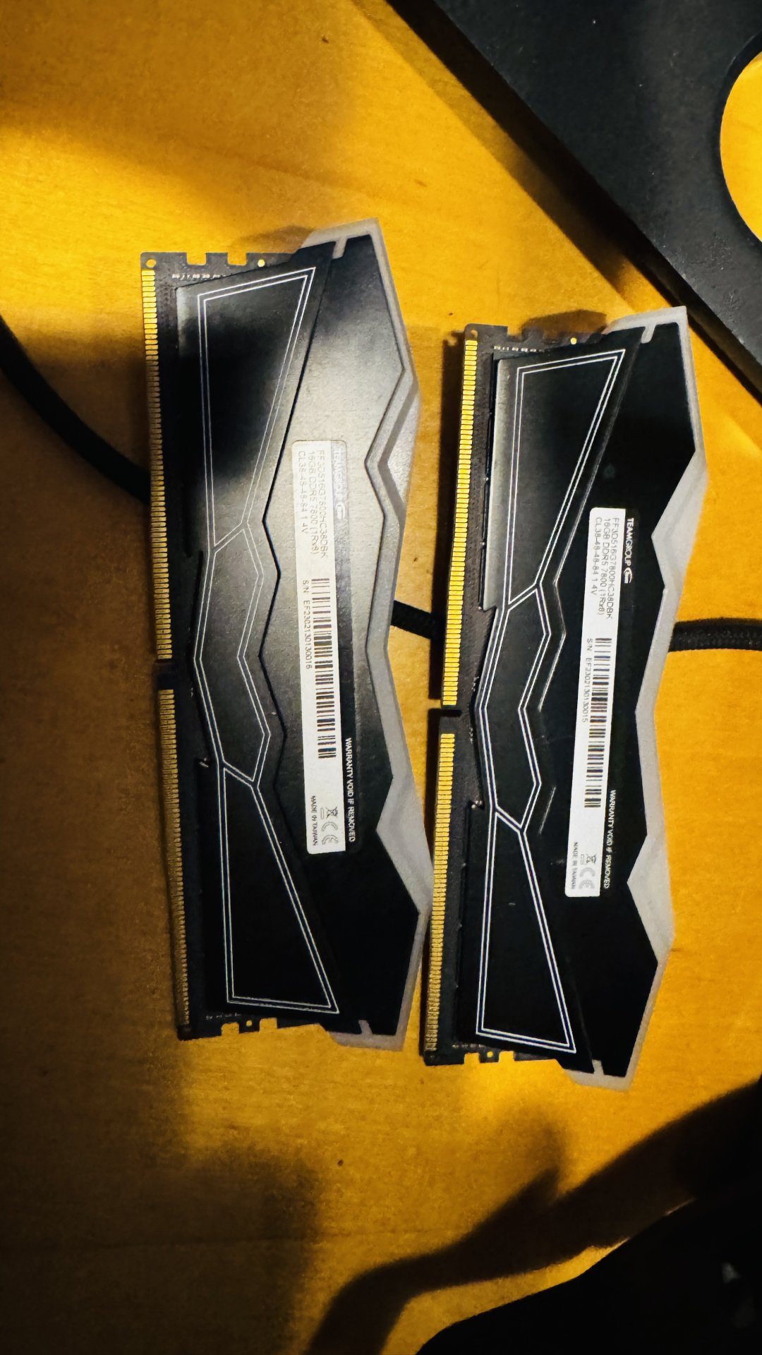 F/S: Corsair Dominator 2x16 32 GB DDR5 6200 CL36-39-39-72 and T-FORCE ...